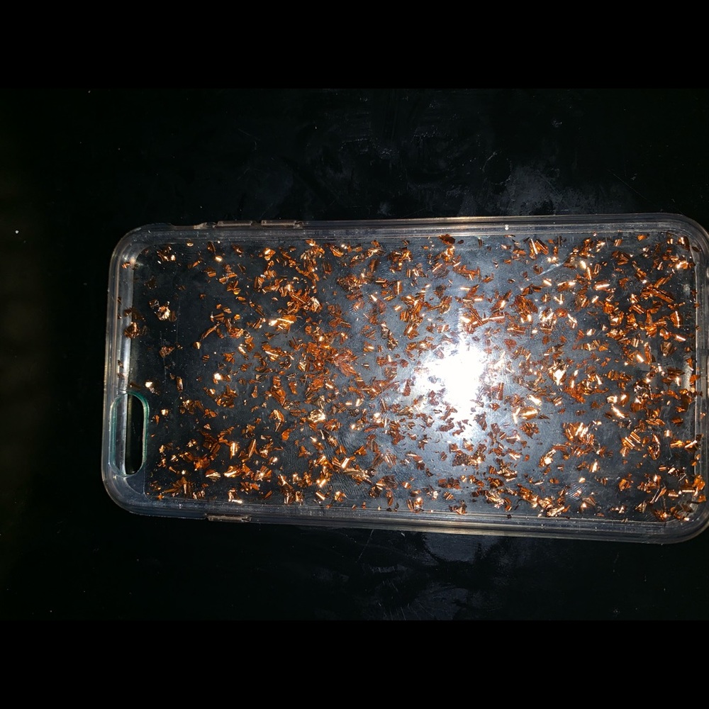 Gold flakes case